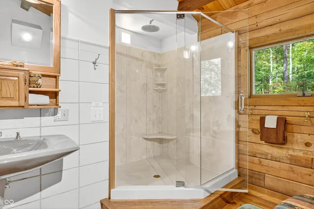 $1,250,000 | 5998 Bear Creek Road, Morgantown, IN 46160