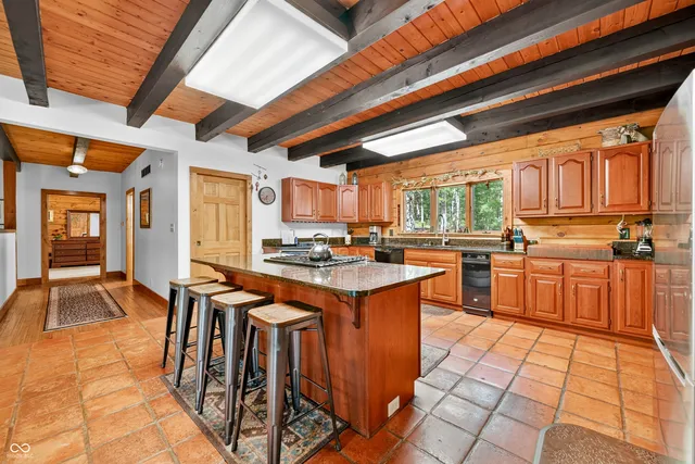 $1,250,000 | 5998 Bear Creek Road, Morgantown, IN 46160