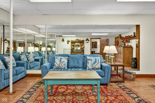 $1,250,000 | 5998 Bear Creek Road, Morgantown, IN 46160