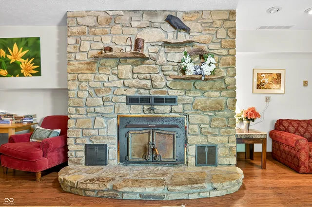 $1,250,000 | 5998 Bear Creek Road, Morgantown, IN 46160