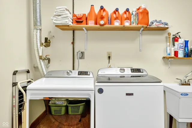 $1,250,000 | 5998 Bear Creek Road, Morgantown, IN 46160