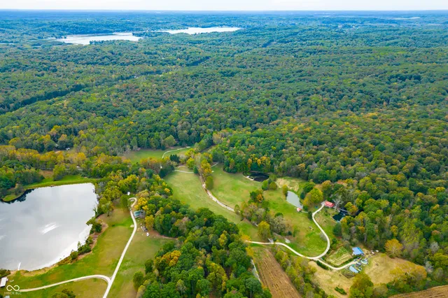 $1,250,000 | 5998 Bear Creek Road, Morgantown, IN 46160