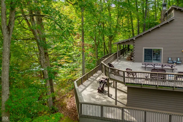 $1,250,000 | 5998 Bear Creek Road, Morgantown, IN 46160
