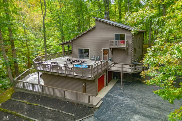 $1,250,000 | 5998 Bear Creek Road, Morgantown, IN 46160