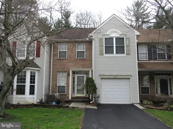 $2,950 | 525 Southhampton Lane, Wilmington, DE 19808