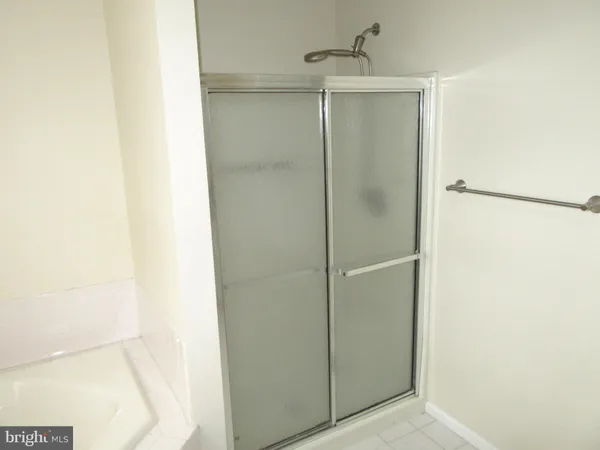 $2,950 | 525 Southhampton Lane, Wilmington, DE 19808