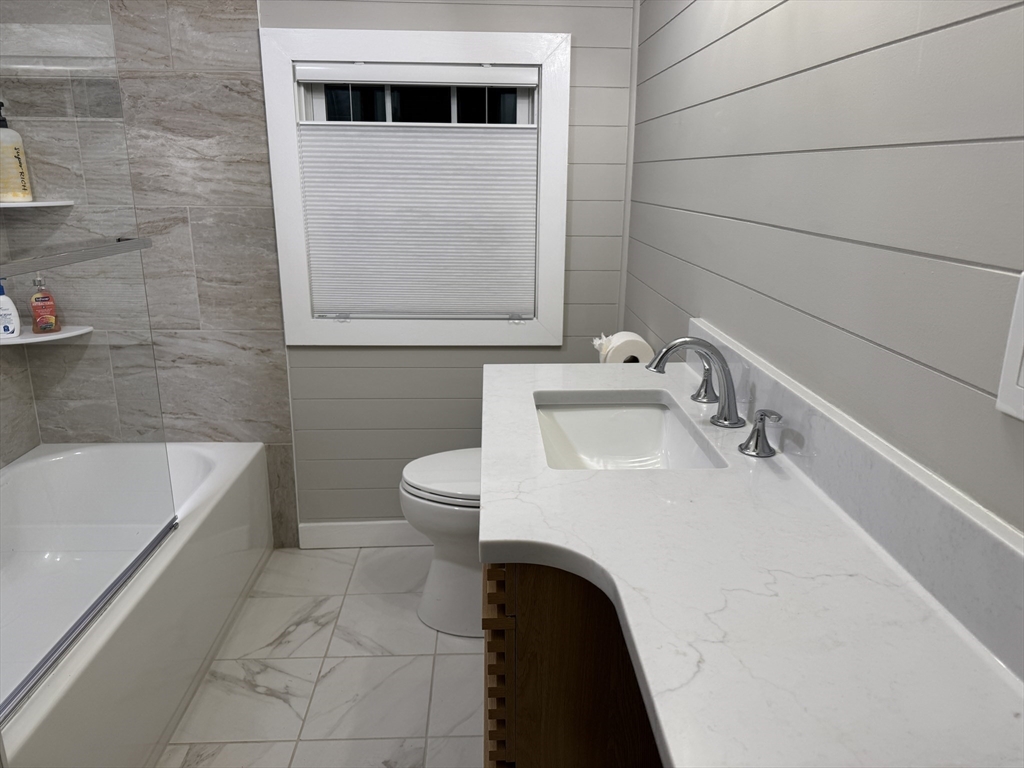 72 Devon Road Norwood, MA 02062 - Photo 25 of 29