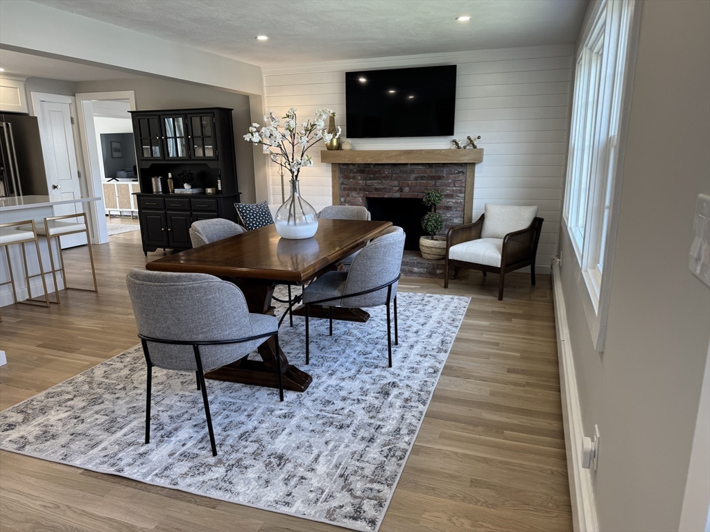 72 Devon Road Norwood, MA 02062 - Photo 9 of 29