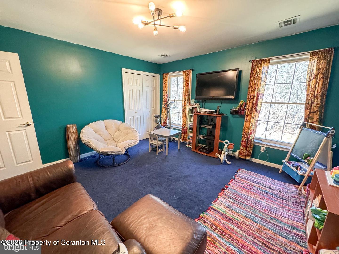 145 Oak Ridge Drive Milford, PA 18337 - Photo 24 of 33 Bedroom 5.1