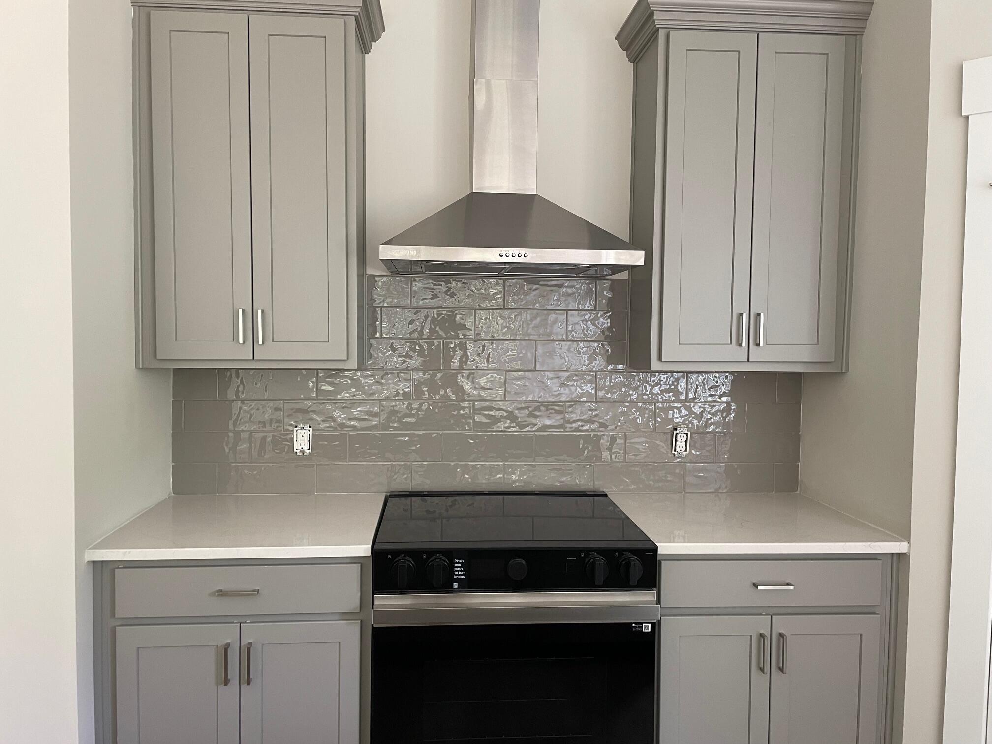 1105 Irving Manigault Road McClellanville, SC 29458 - Photo 4 of 26 Kitchen with Hood