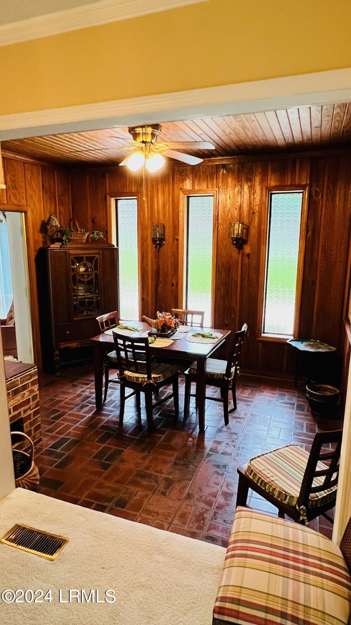 1501 Locust Street West Hampton, SC 29924 - Photo 7 of 39 Card Room