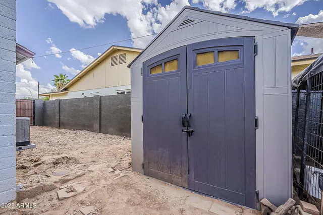 a view of a pathway of a house