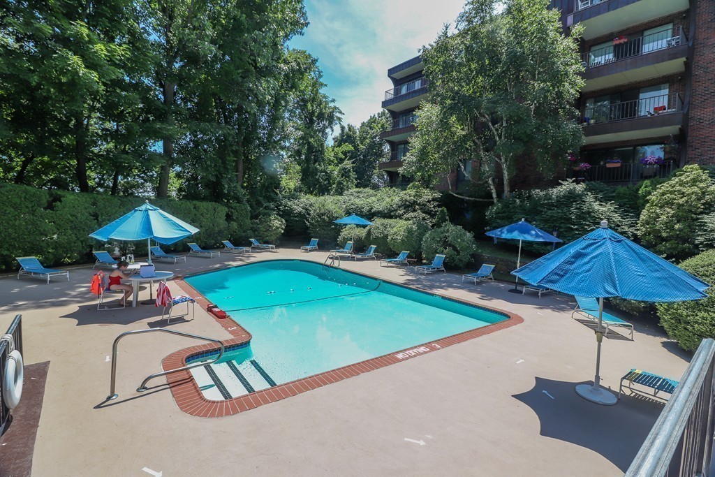 1006 Paradise Road, Unit N2L Swampscott, MA 01907 - Photo 14 of 15 Gallery Image 14