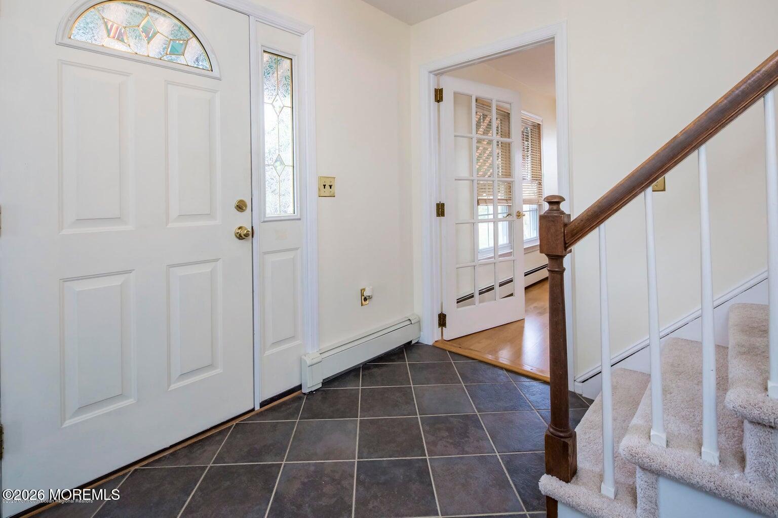 69 Lafayette Street Rumson, NJ 07760 - Photo 3 of 25 69 L Foyer