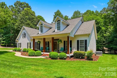 $689,000 | 2230 Wedgewood Drive, Matthews, NC 28104