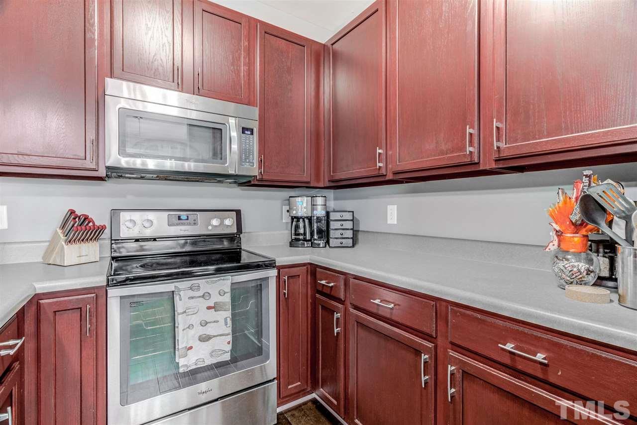 4546 Treerose Way Raleigh, NC 27606 - Photo 8 of 25 Gallery Image 8