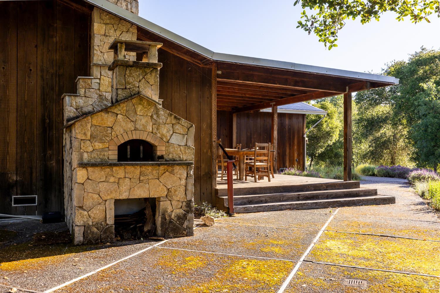 13414 Chalk Hill Road Healdsburg, CA 95448 - Photo 18 of 99