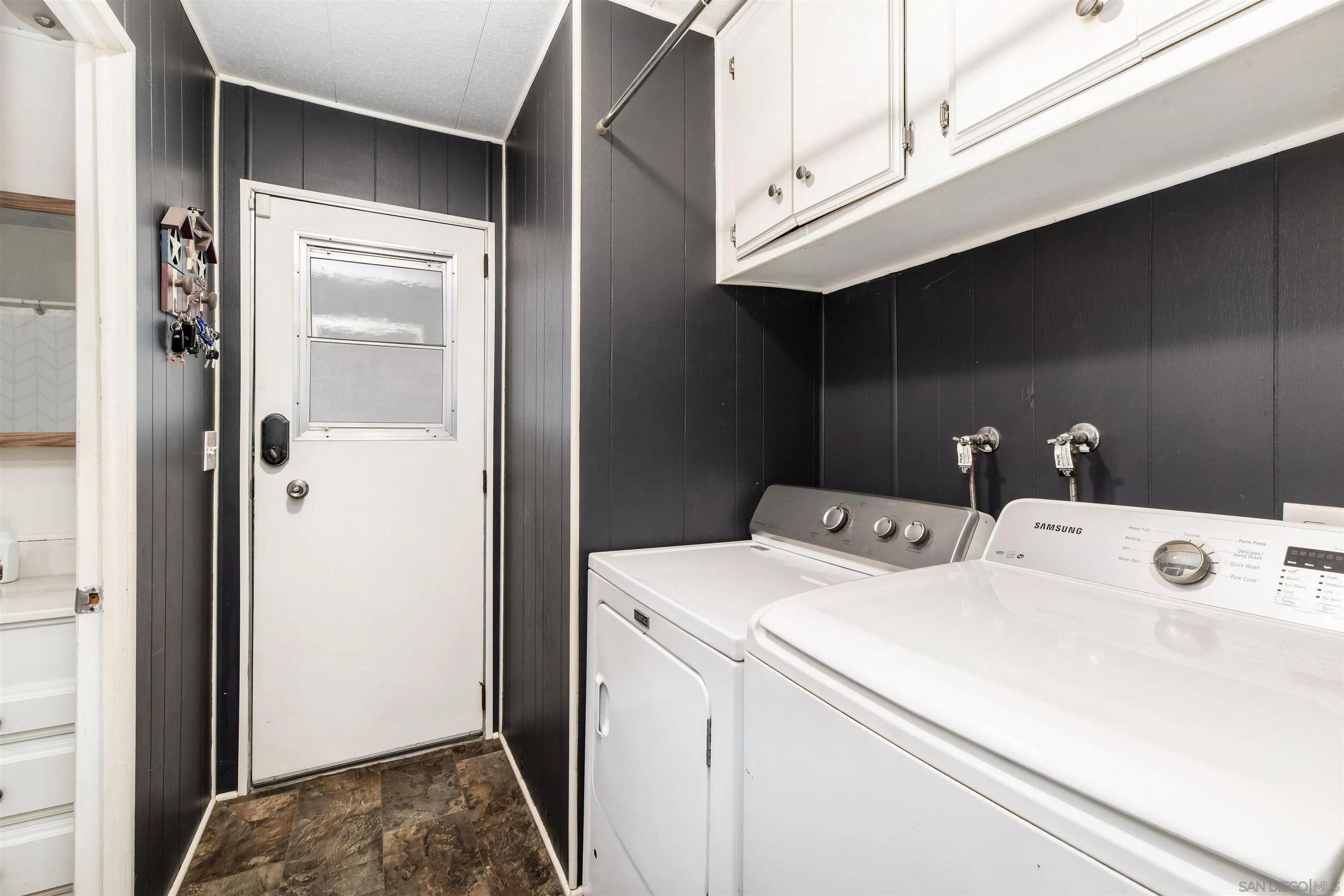 9395 Harritt Road, Unit 180 Lakeside, CA 92040 - Photo 15 of 20 Gallery Image 15
