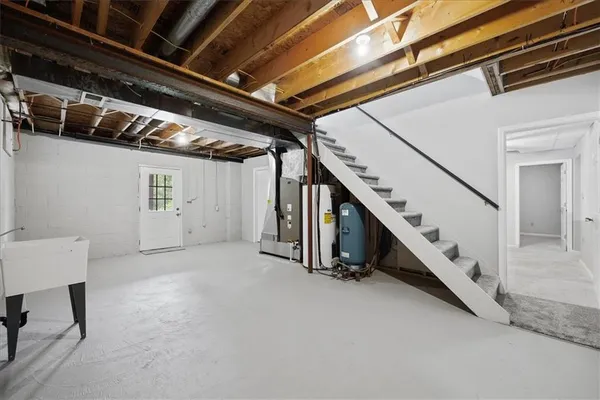 $629,900 | 3251 Grandview Road, Ellwood City, PA 16117