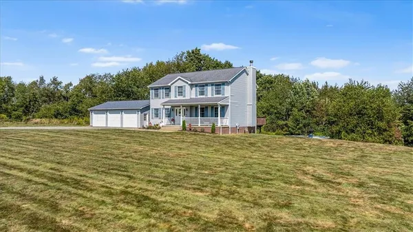 $634,900 | 3251 Grandview Road, Ellwood City, PA 16117