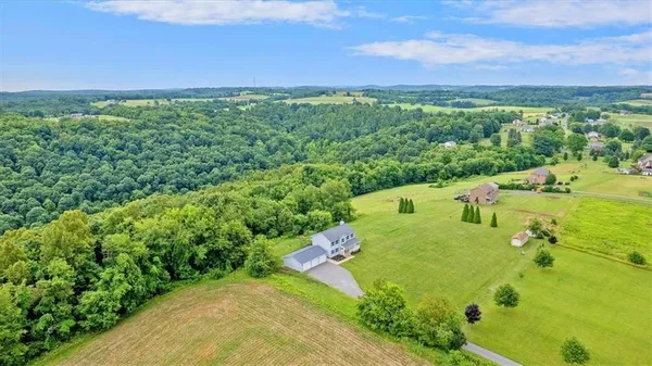 $629,900 | 3251 Grandview Road, Ellwood City, PA 16117