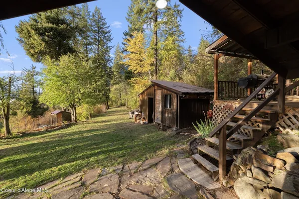 $999,000 | 130 Mayaka Road, Hope, ID 83836