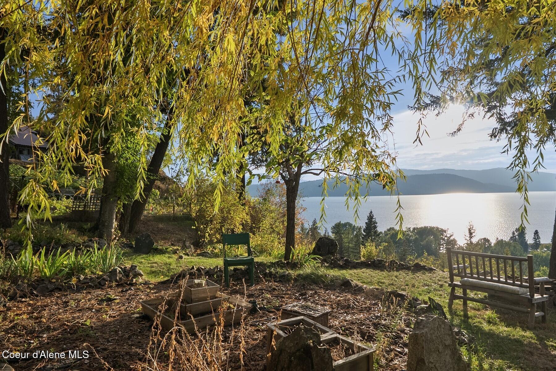 130 Mayaka Road Hope, ID 83836 - Photo 2 of 66 2