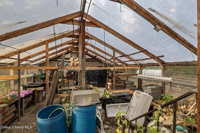 $999,000 | 130 Mayaka Road, Hope, ID 83836