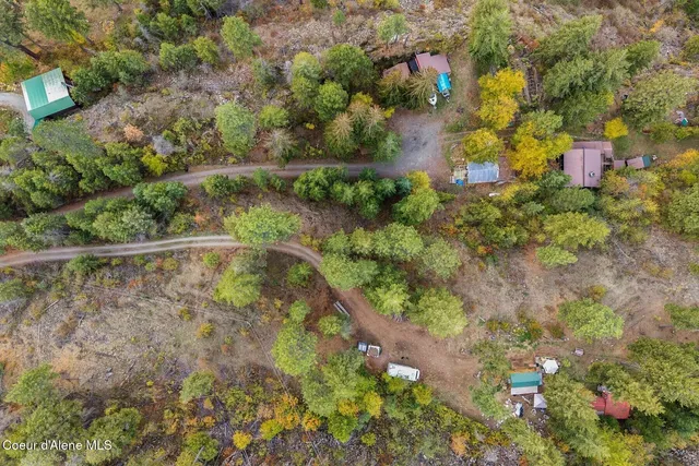 $999,000 | 130 Mayaka Road, Hope, ID 83836