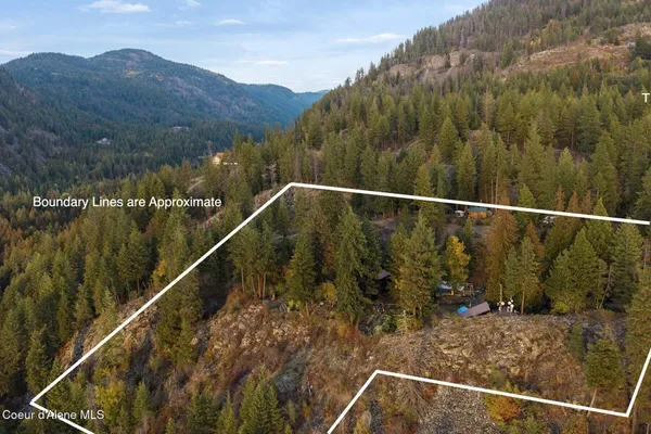 $999,000 | 130 Mayaka Road, Hope, ID 83836