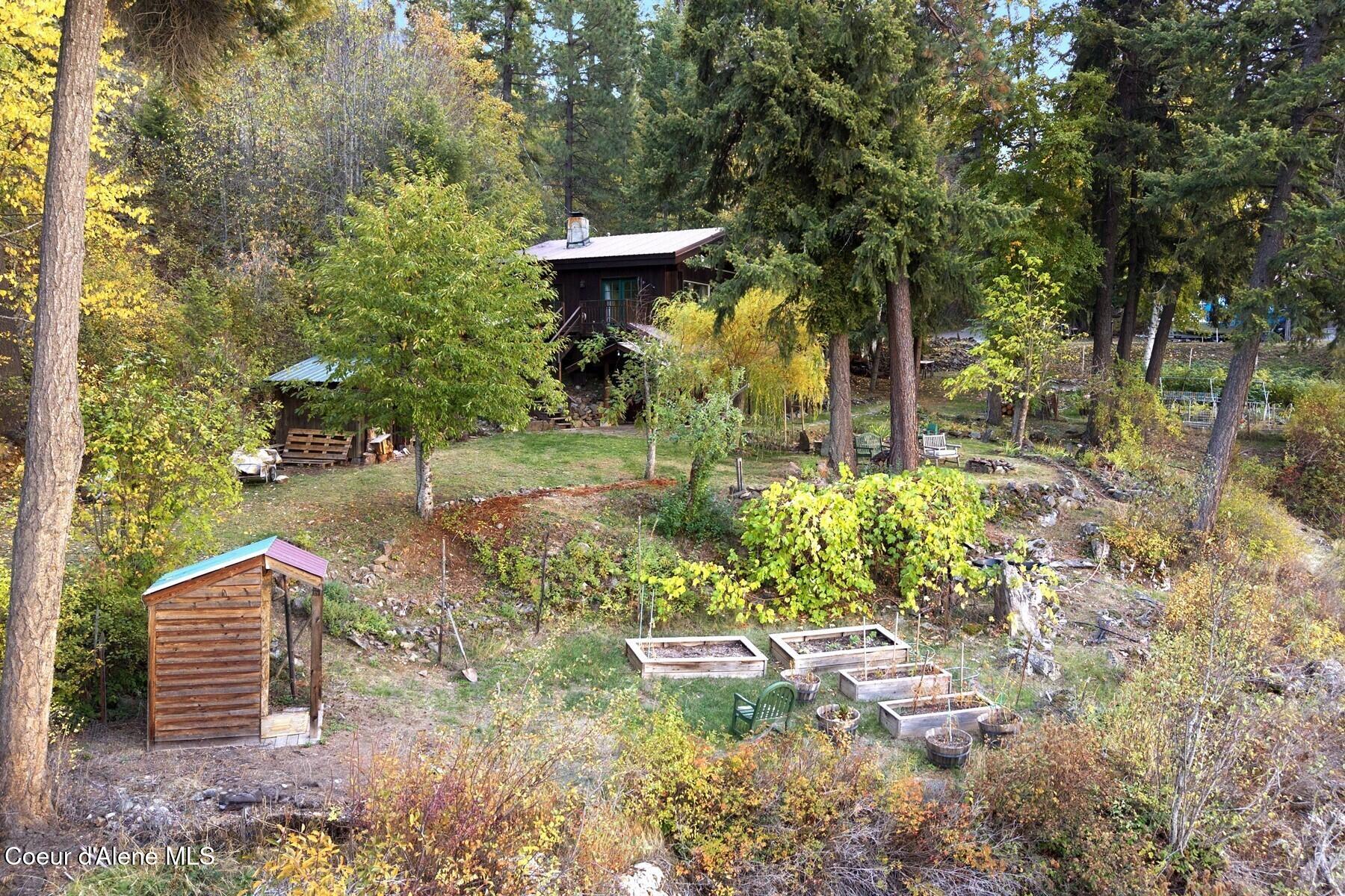 130 Mayaka Road Hope, ID 83836 - Photo 9 of 66 9