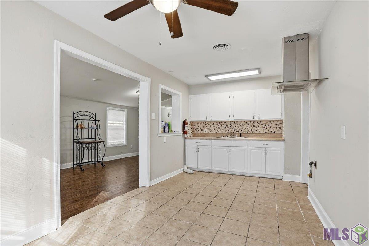 3285 Ozark Street Baton Rouge, LA 70805 - Photo 3 of 12