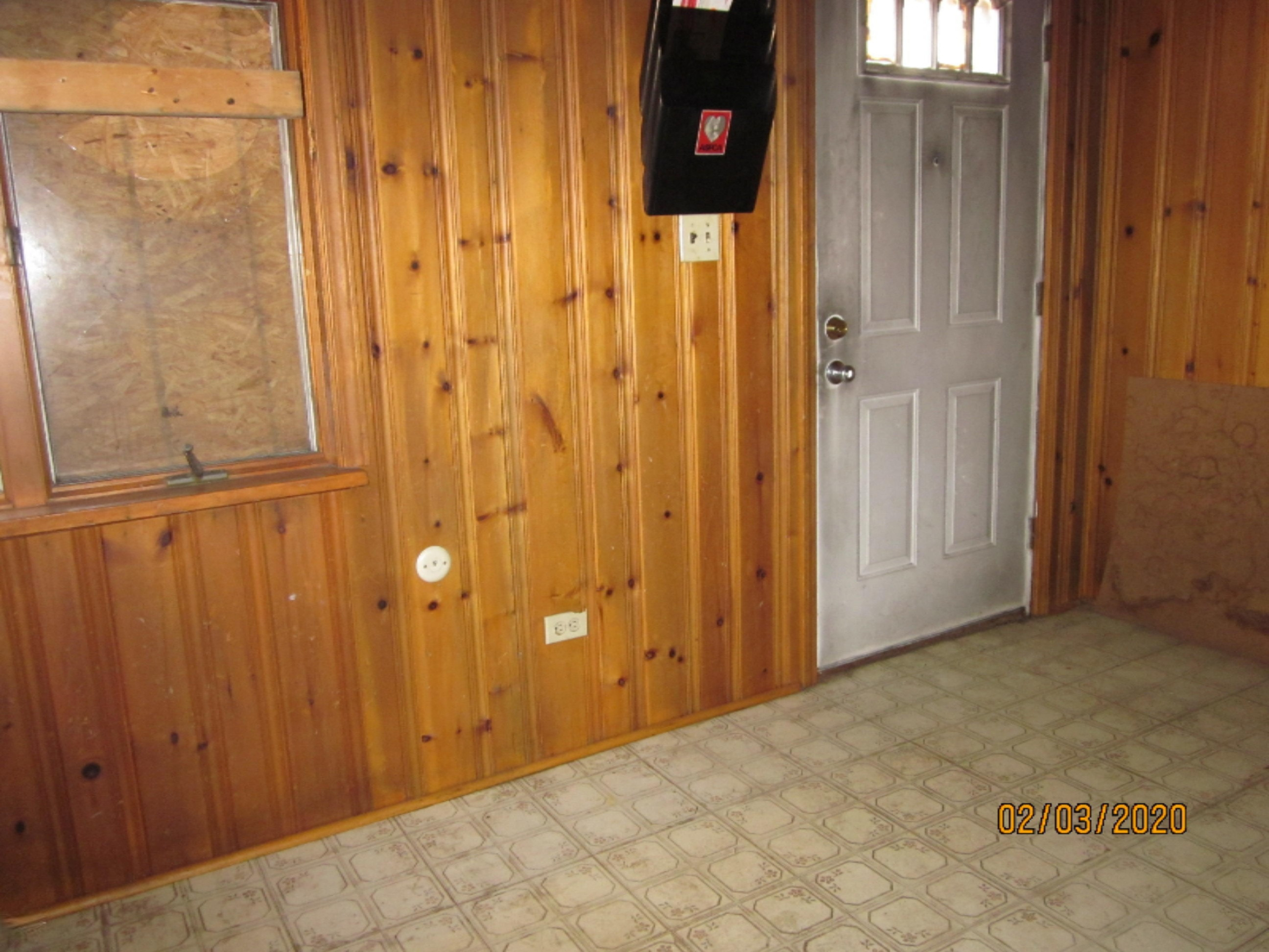 93702 Old Swamp Road Decatur, MI 49045 - Photo 6 of 18 IMG_0010