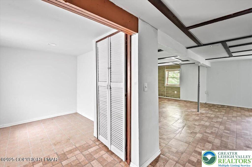 6061 Decker Road Bushkill, PA 18324 - Photo 23 of 27