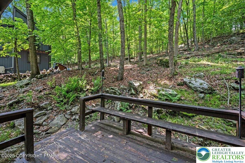 6061 Decker Road Bushkill, PA 18324 - Photo 25 of 27