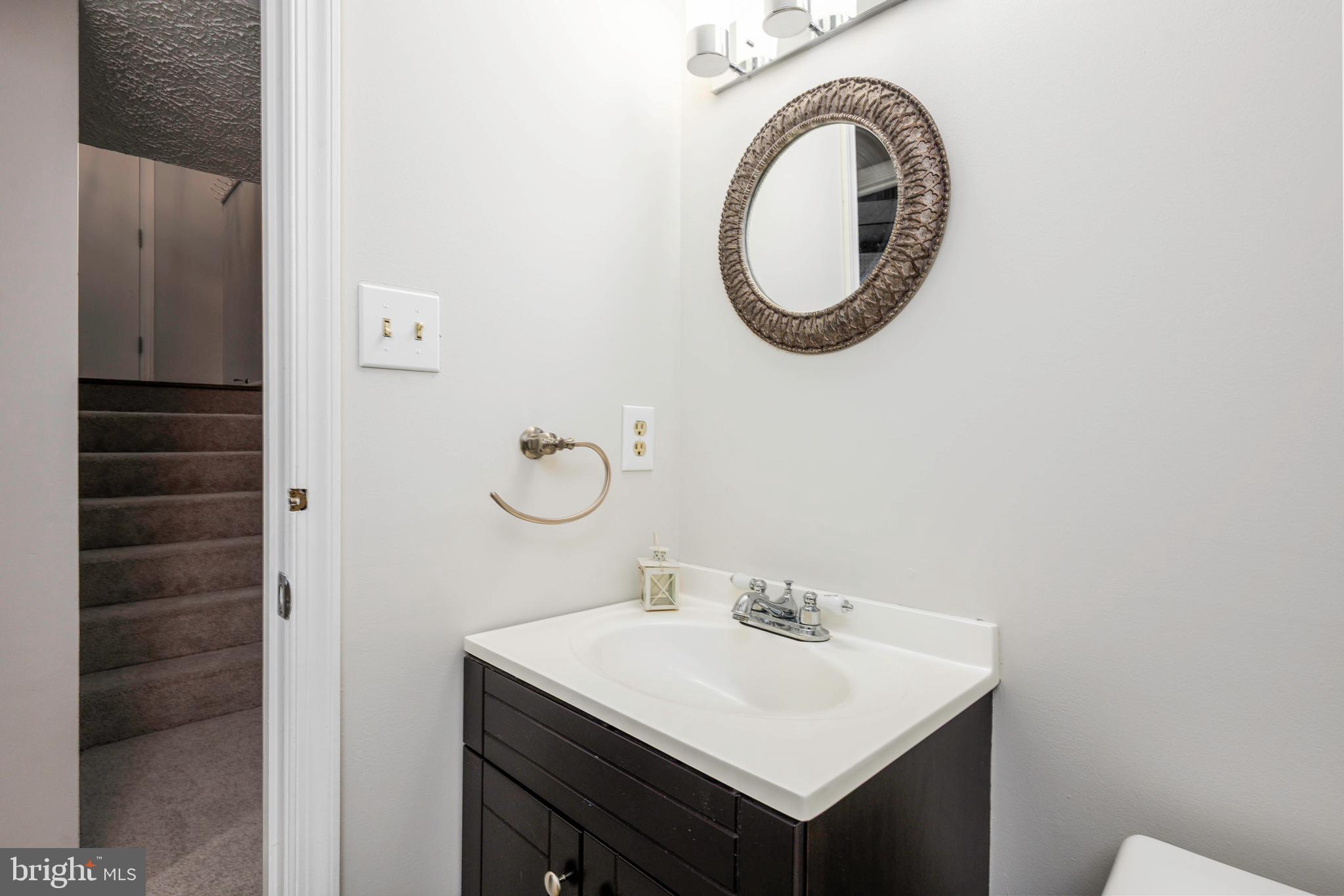 8634 Bali Road Ellicott City, MD 21043 - Photo 28 of 38 Gallery Image 28