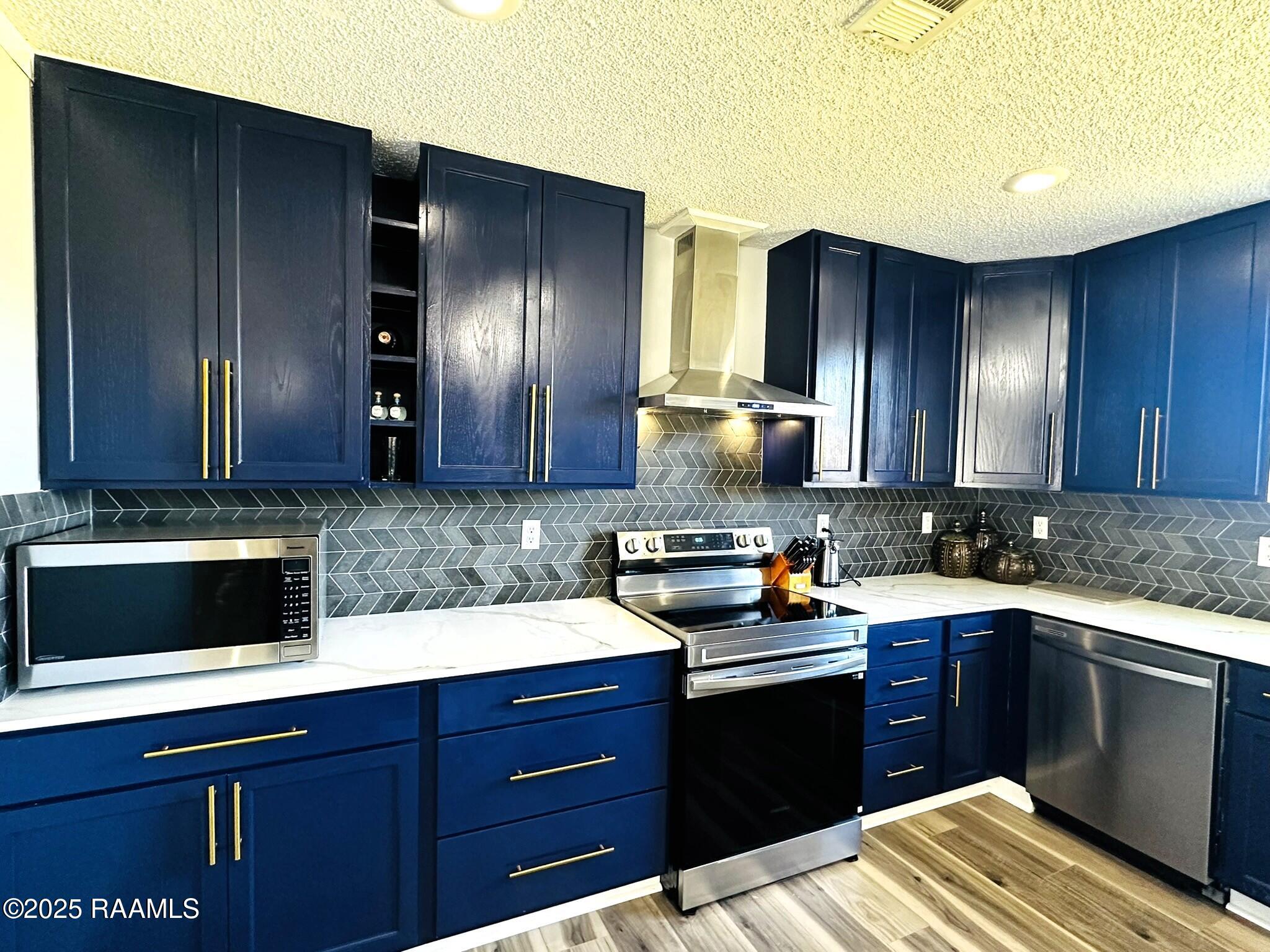 313 Richard Road Opelousas, LA 70570 - Photo 2 of 15 Kitchen