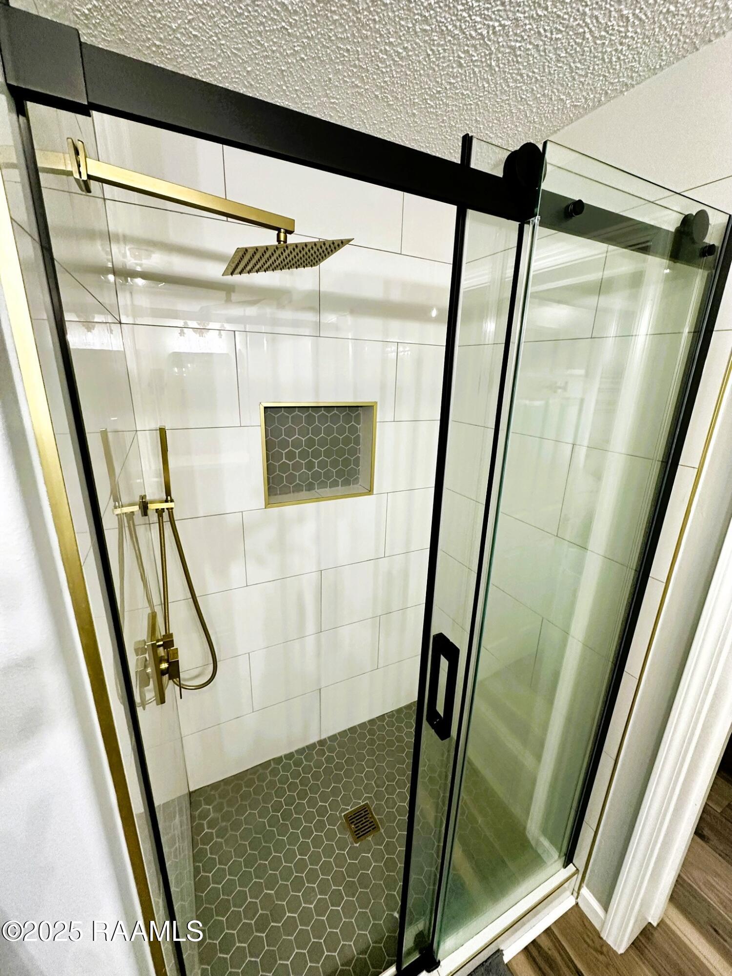 313 Richard Road Opelousas, LA 70570 - Photo 7 of 15 Primary Bath Shower
