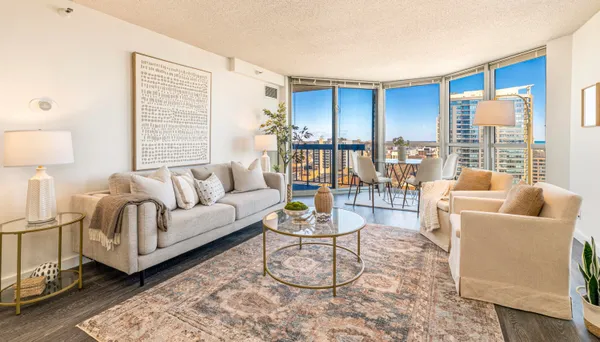 $350,000 | 1660 North Prospect Avenue, Unit 1802, Milwaukee, WI 53202