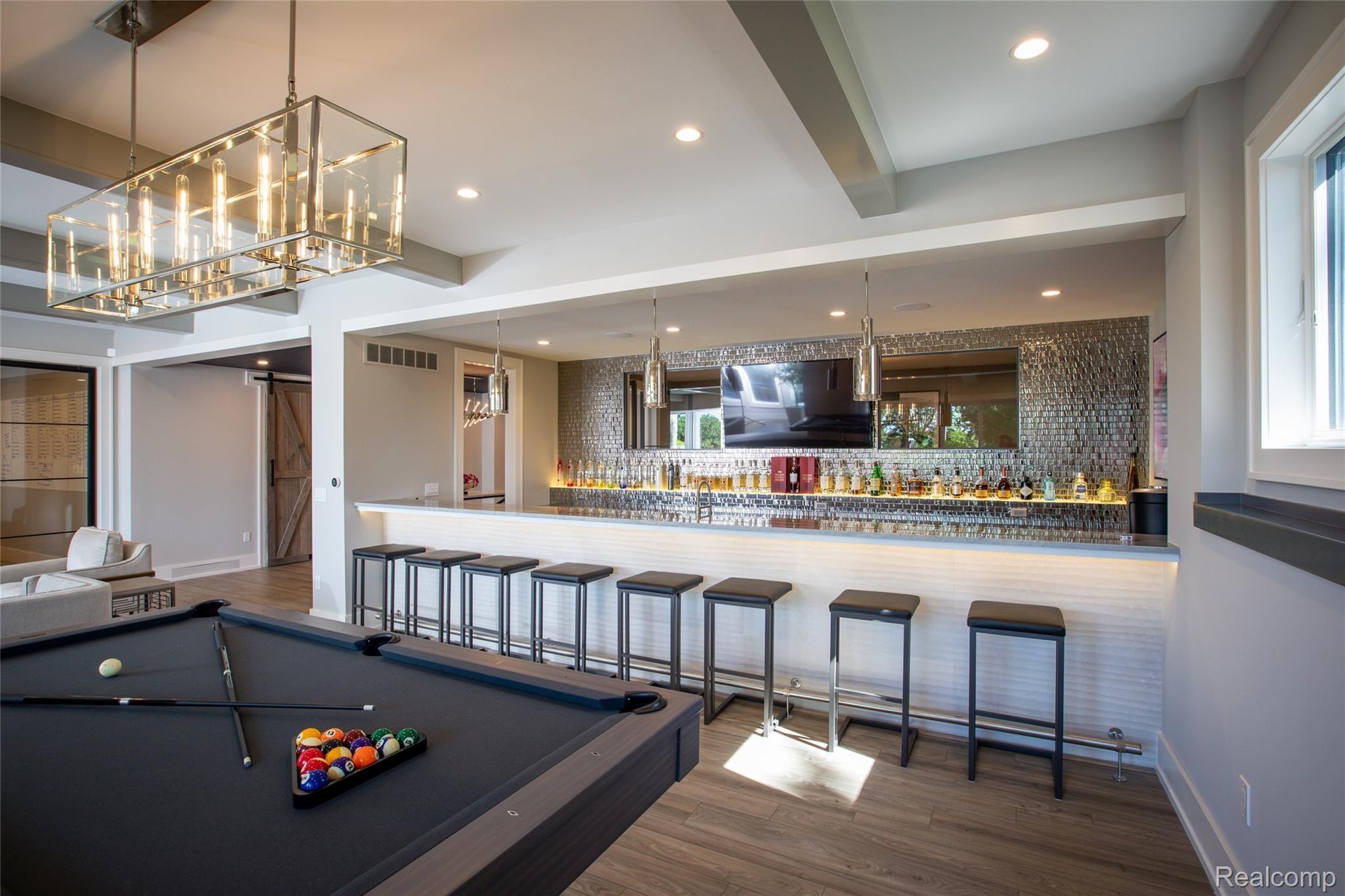 3755 West Maple Road Bloomfield Hills, MI 48301 - Photo 20 of 42 177A2405.jpg