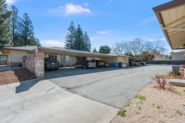 $2,949,000 | 8275 Westwood Drive, Gilroy, CA 95020