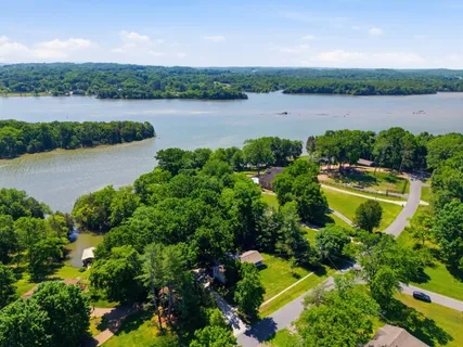 $989,900 | 224 Sunset Island Trail, Gallatin, TN 37066