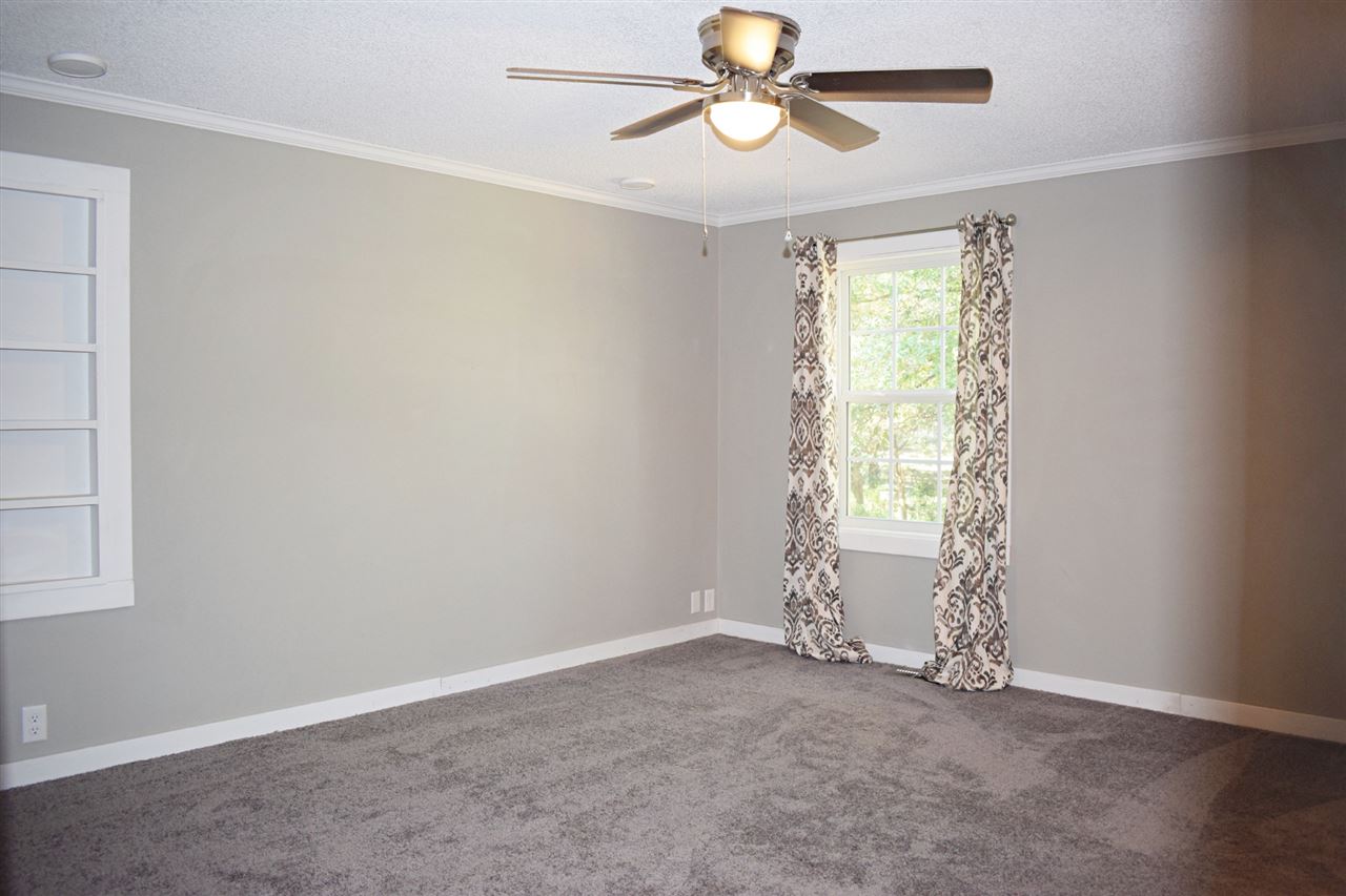 180 Narrow Circle Inman, SC 29349 - Photo 17 of 36