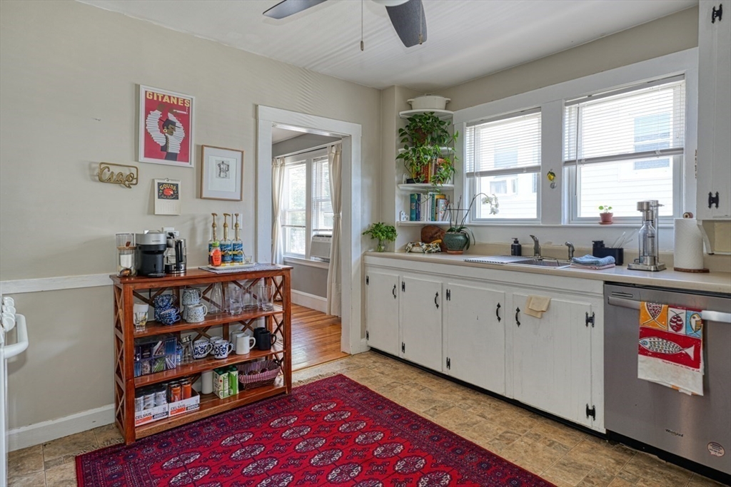 109 Lexington Street Watertown, MA 02472 - Photo 22 of 36