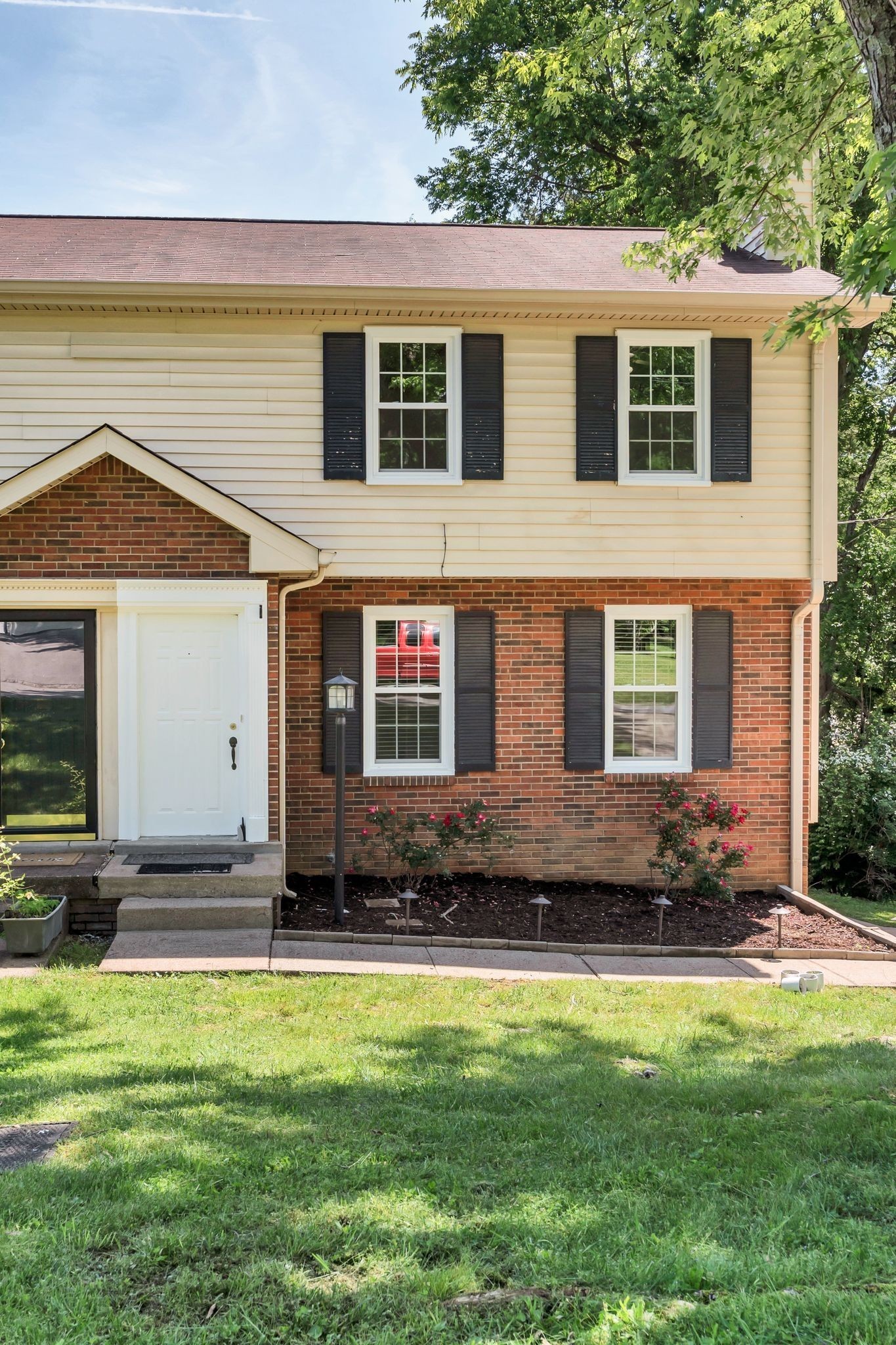 3206 Cedar Ridge Road Nashville, TN 37214 - Photo 2 of 27 Gallery Image 2
