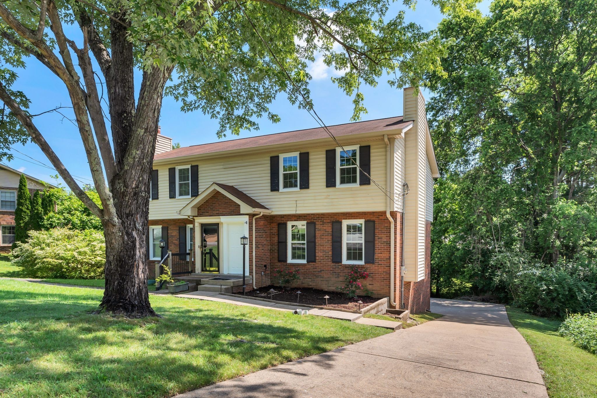 3206 Cedar Ridge Road Nashville, TN 37214 - Photo 3 of 27 Gallery Image 3