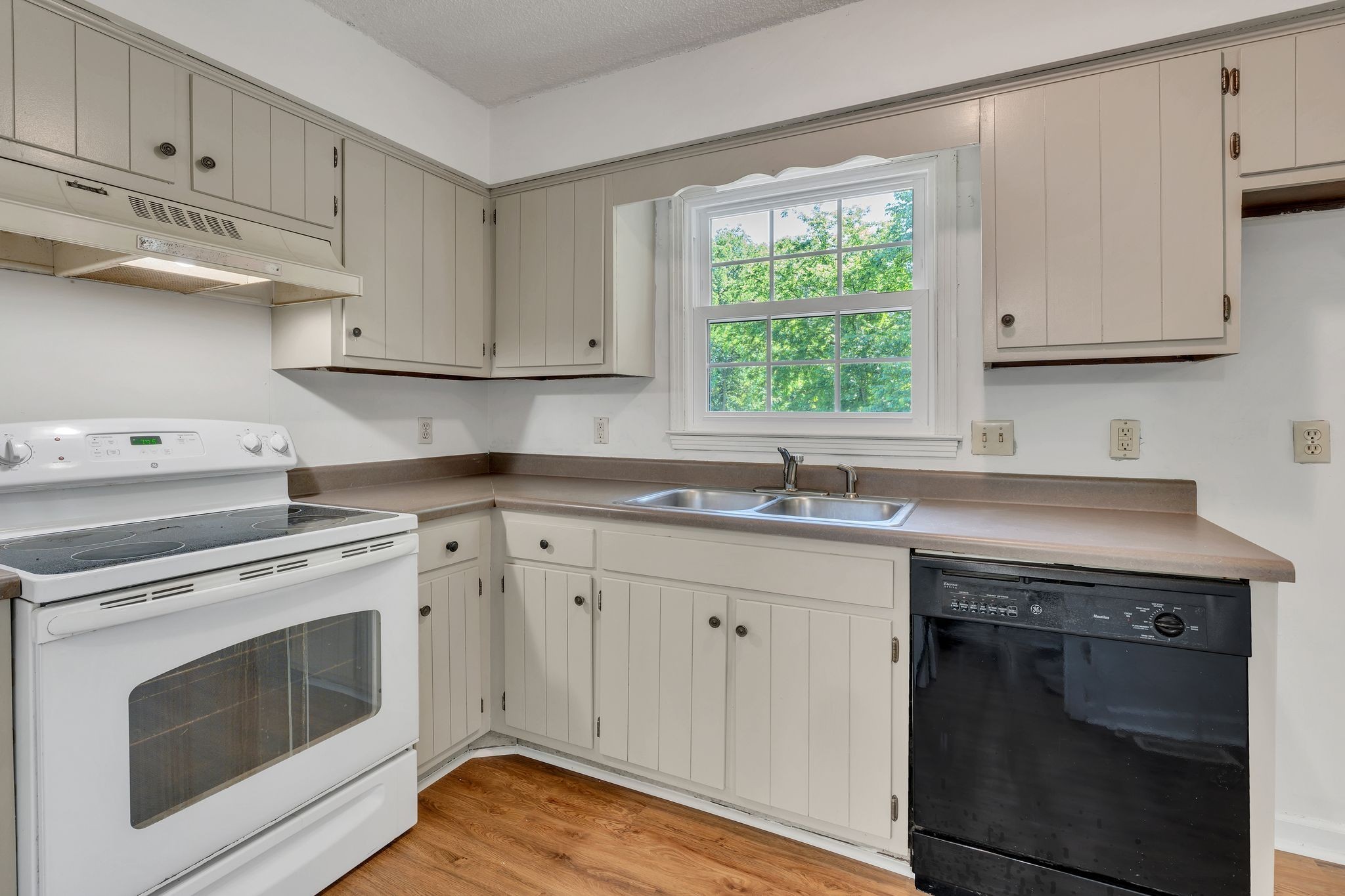 3206 Cedar Ridge Road Nashville, TN 37214 - Photo 8 of 27 Gallery Image 8