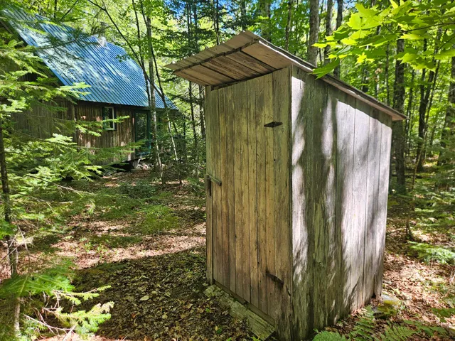 $114,900 | 212 Packard Road, Monson, ME 04464