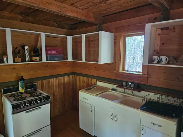 $114,900 | 212 Packard Road, Monson, ME 04464