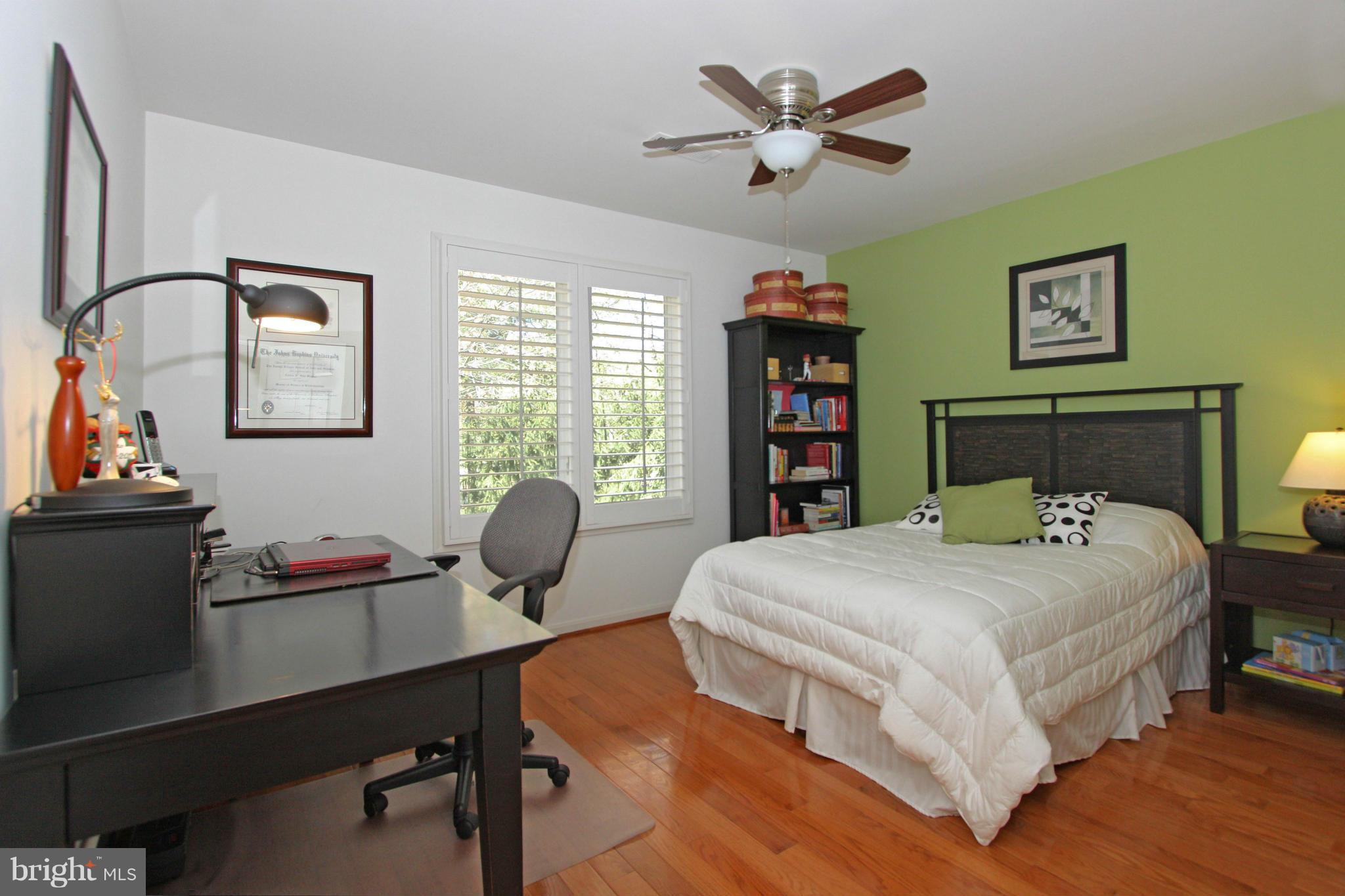 1320 Pavilion Club Way Reston, VA 20194 - Photo 21 of 30 Bedroom